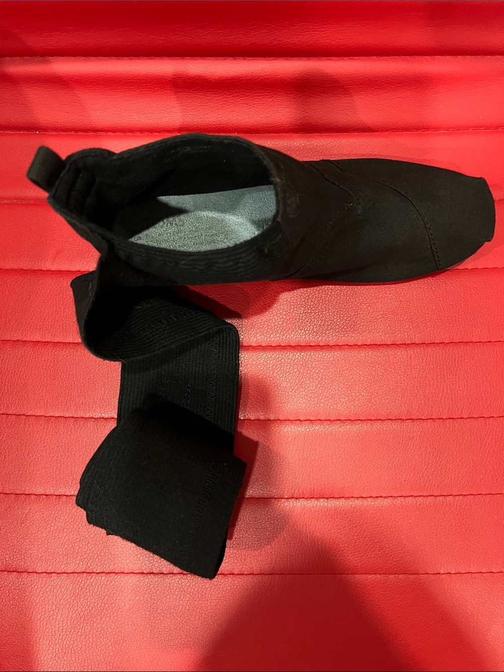 TOMS Wrap Boot - Picture 9 of 10